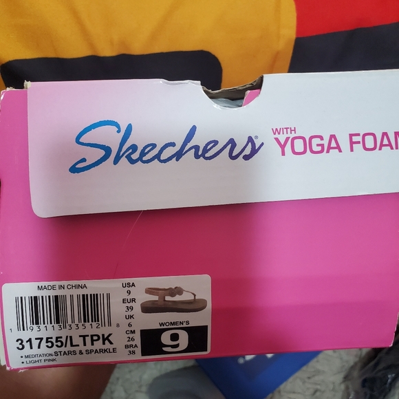 Sandles - Picture 3 of 3